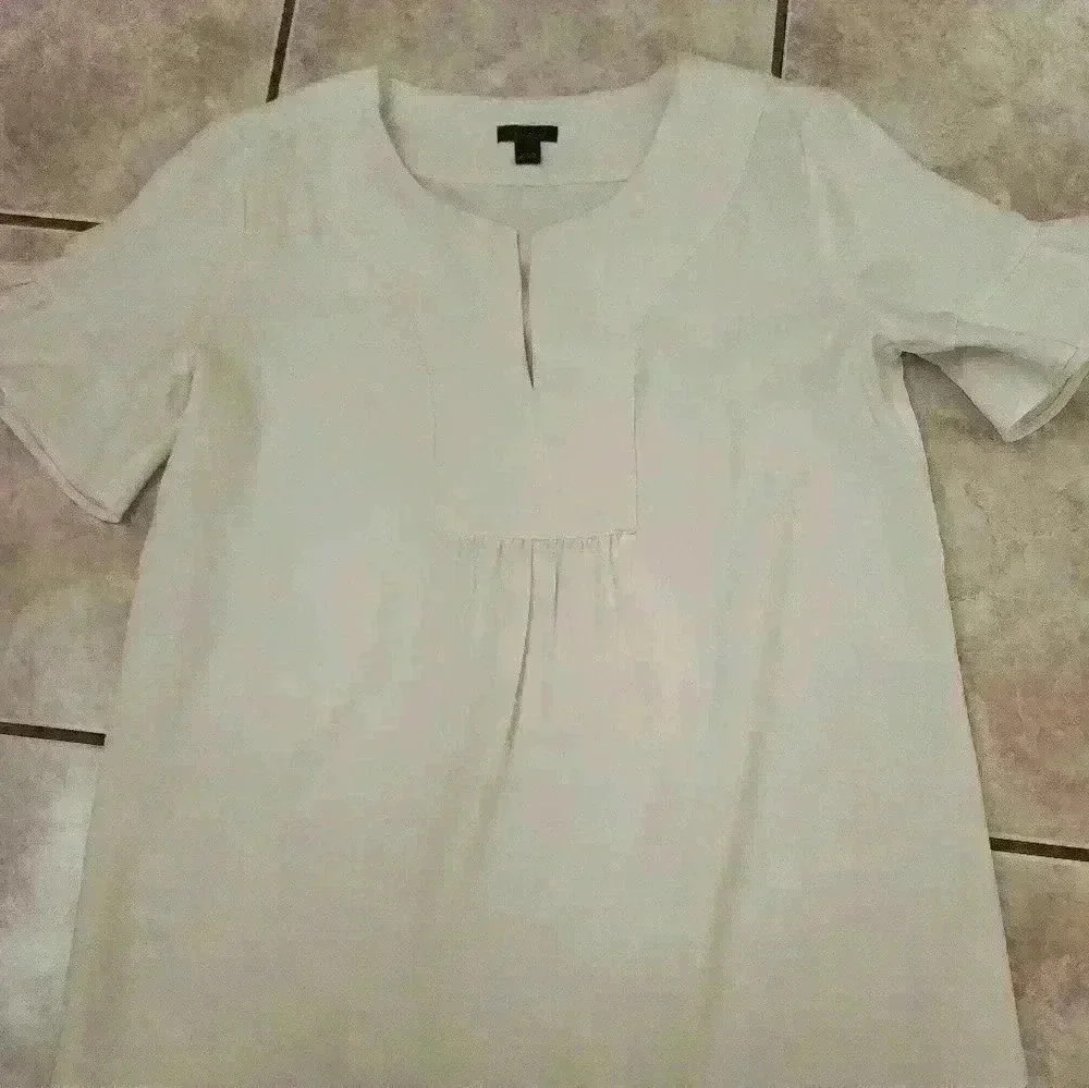 🌻ANN TAYLOR TOP